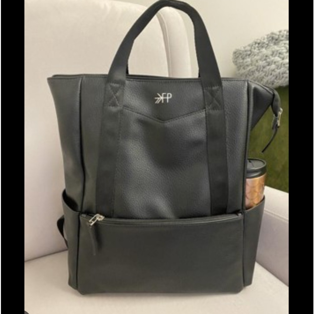Freshly Picked Transport Backpack - Black